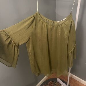 NWT Women’s Lauren Conrad green shimmer blouse